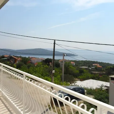 Braco Apartment